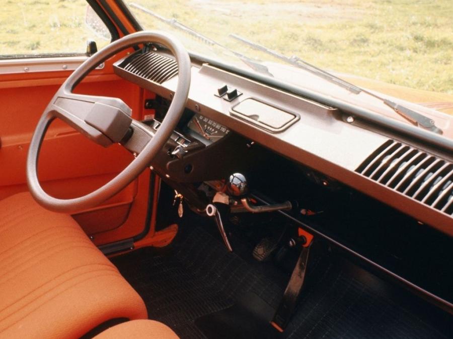  Citroen Dyane 1967 года  (фото 13 из 17)
